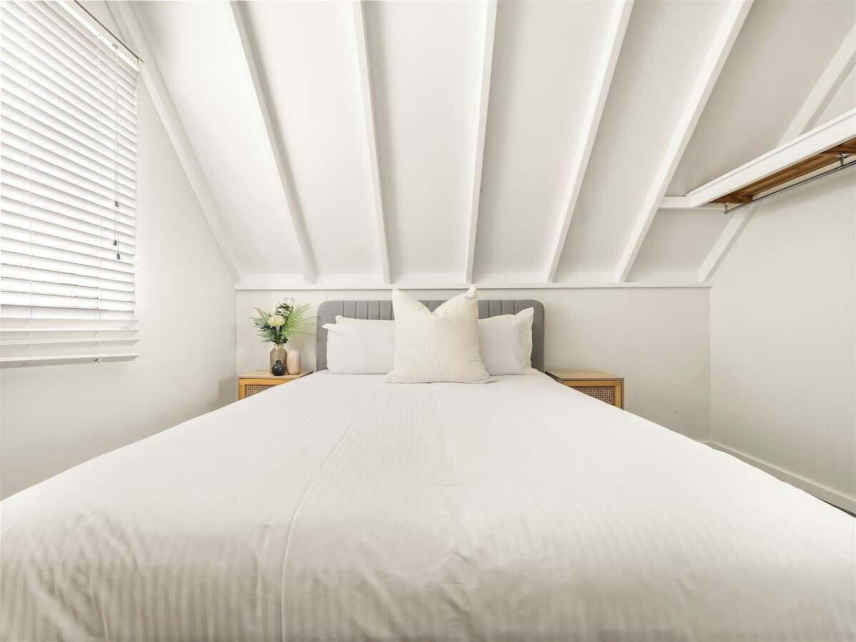 3 chambres, fer et planche à repasser, Wi-Fi, draps fournis