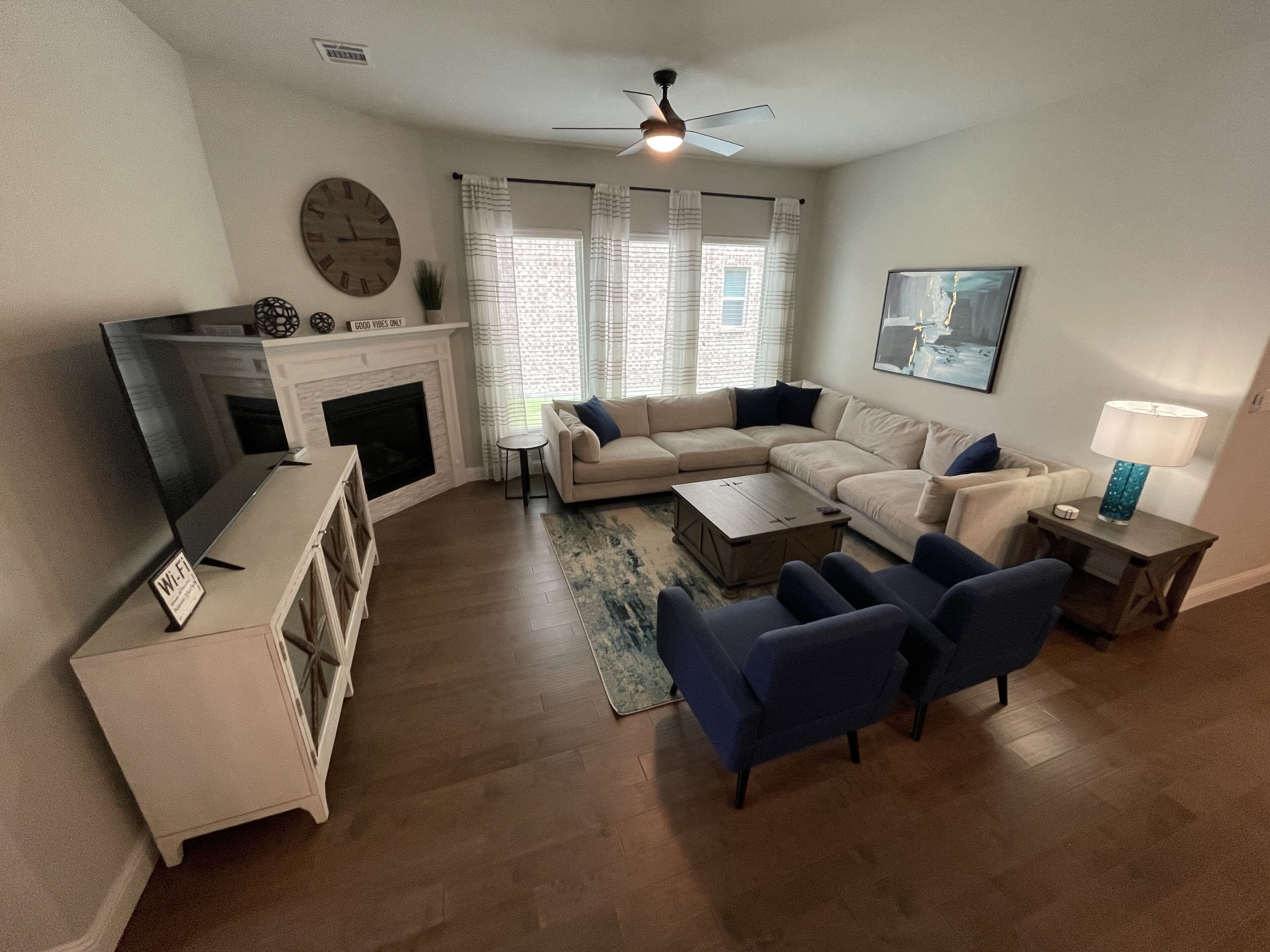 Newer, Beautiful home just off 121 in McKinney.