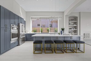 Private kitchen - Luxurious Scottsdale rental w/ heated pool and city views (Scottsdale)