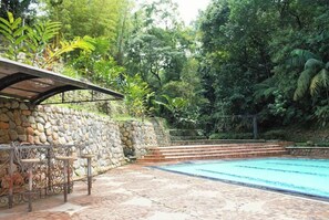 Alberca al aire libre