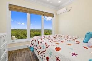 2 bedrooms, iron/ironing board, travel crib, free WiFi