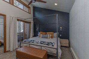 3 bedrooms, desk, travel crib, free WiFi