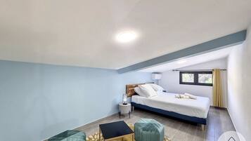 2 slaapkamers, een strijkplank/strijkijzer, gratis wifi, beddengoed