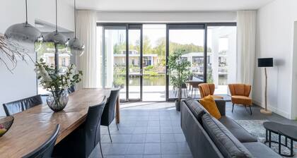Attractive Villa in Zeewolde With Garden