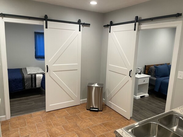 2 bedrooms, iron/ironing board, WiFi, bed sheets