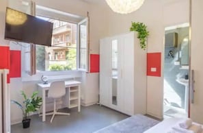 Apartment, 1 Bedroom, Smoking, Balcony | Private kitchen - Suite Navigli Con Balcone (Milan)
