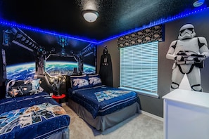 10 chambres, lit parapluie, Wi-Fi, draps fournis