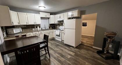 Sportsman's Country Lodge: The Roost
