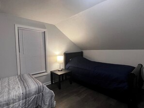 3 bedrooms, WiFi, bed sheets