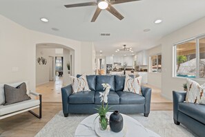 Smart TV, fireplace, video games, ping pong