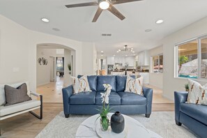 Smart TV, fireplace, video games, ping pong