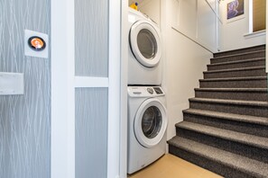 Interior - 8035-WALK to Mayo-Chic and Luxury 1BR Apt (Rochester)