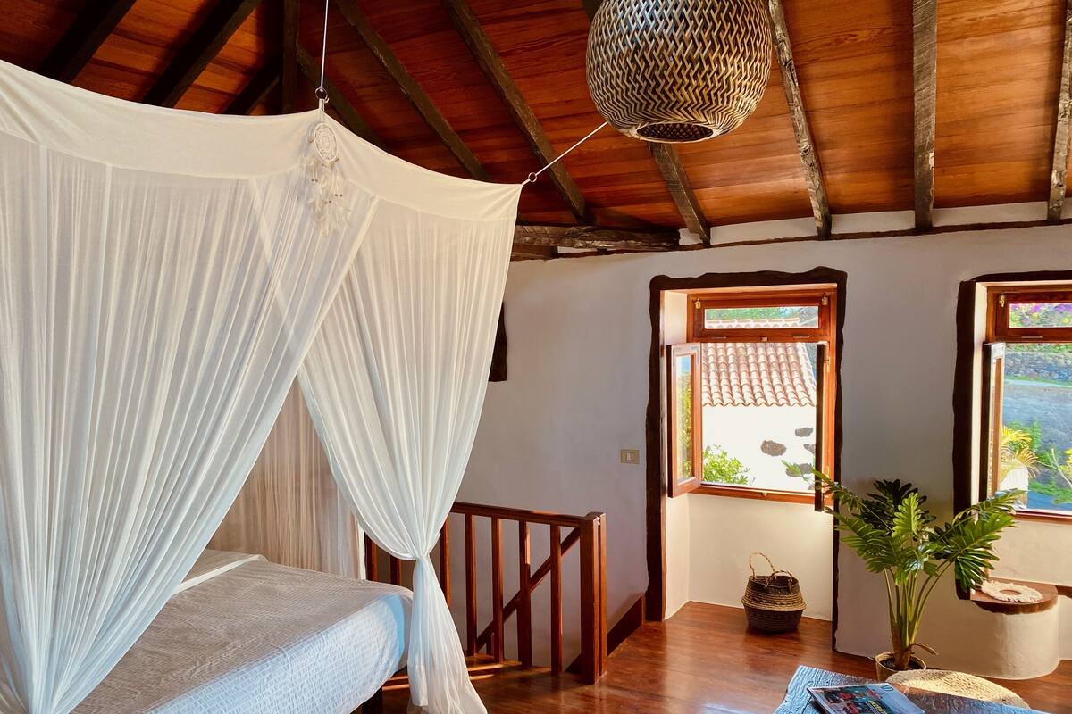 Casa família, banheira de imersão, vista para o oceano | Wi-Fi de cortesia, roupa de cama