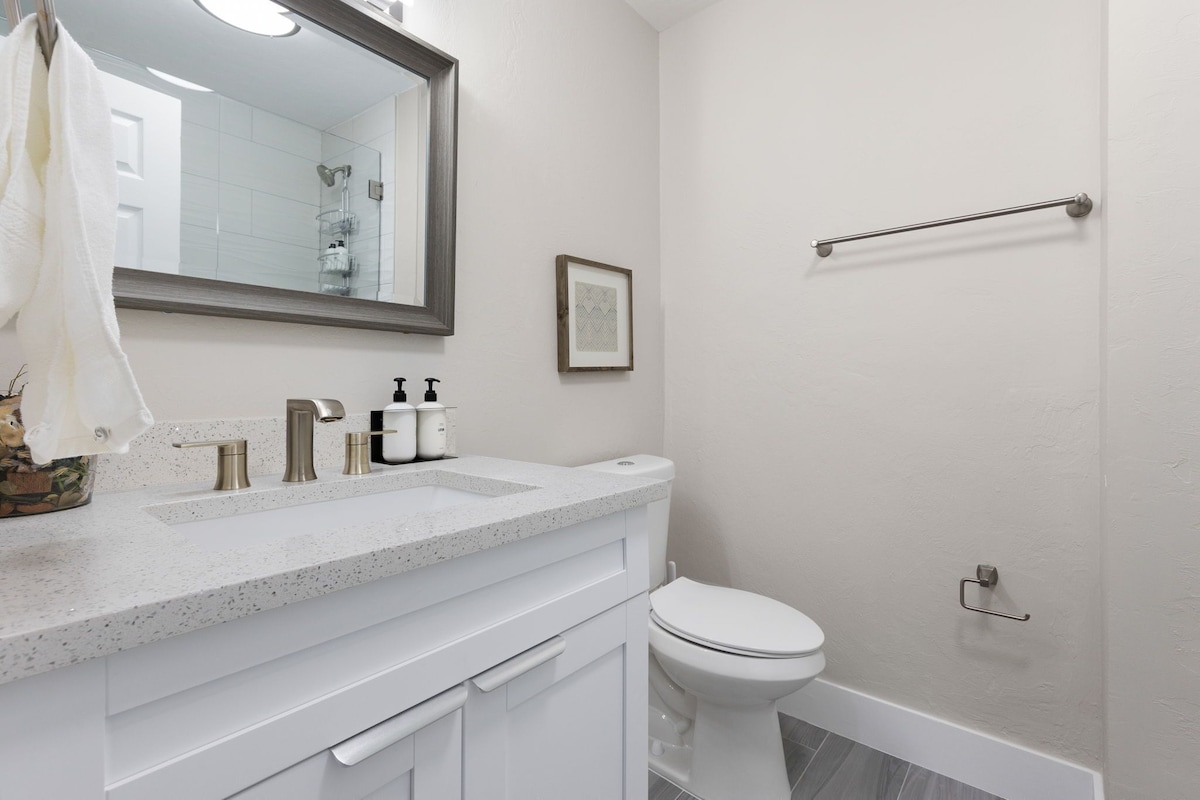 Photo 24 of Luxury 6BR Naples Retreat with private Pool. Beach, & 5th Ave Just Minutes Away!