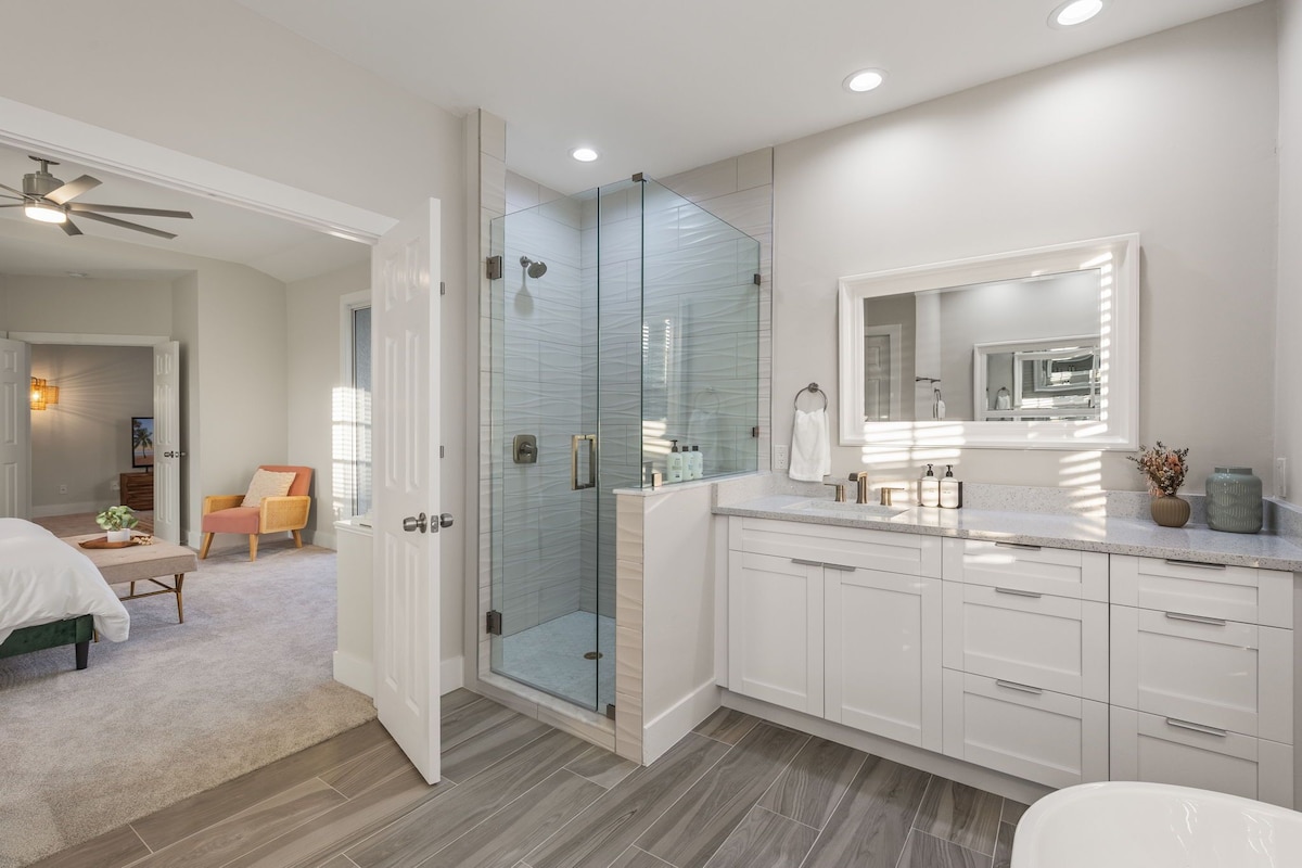 Photo 13 of Luxury 6BR Naples Retreat with private Pool. Beach, & 5th Ave Just Minutes Away!