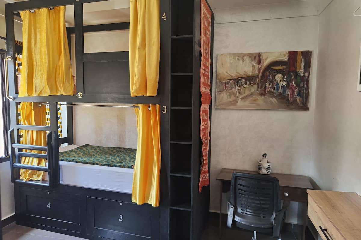 Deluxe Shared Dormitory, 1 Bedroom, City View | Free WiFi