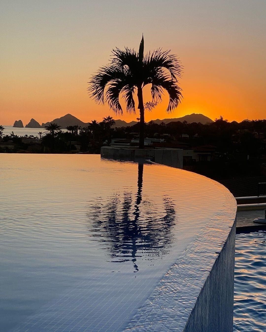 室外泳池、暖水池