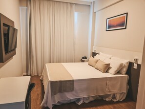 Double Room, Accessible | Individually decorated, individually furnished, desk, laptop workspace - Prime Hotel Araguari  (Araguari)