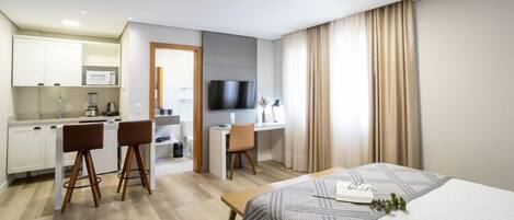 Double Room | Desk, free WiFi