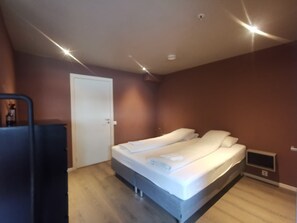 2 Schlafzimmer, WLAN, Bettwäsche