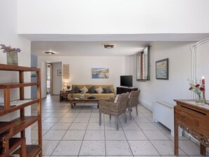 House, 5 Bedrooms, Balcony, City View | Living room - the House by the sea Beach Holiday Villa for Families up 8-9 Persons (Chania)