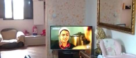 Appartement, 1 chambre, fumeur, vue jardin | Bar lounge