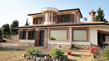 Villa, 3 Schlafzimmer, Terrasse, Bergblick | Blick von der Unterkunft