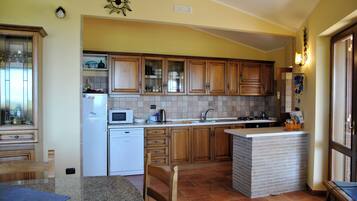 Vila, 3 kamar tidur, patio, pemandangan gunung | Interior