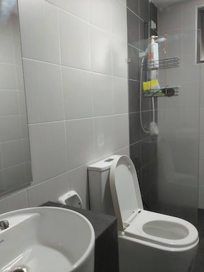 Departamento, vista a la ciudad | Baño