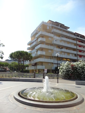 Appartamento, 2 camere da letto, balcone, vista città | Facciata della struttura