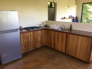 Departamento, 1 habitación, para fumadores, balcón | Cocina privada