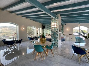 Zimmer, 1 Schlafzimmer, Terrasse, Poolblick | Innenbereich