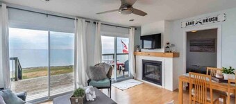 Waterfront W Private Lake Access Indoor Fireplace