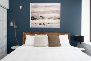 Egyptian cotton sheets, premium bedding, memory-foam beds - Bakan - Quartier des Congres (Montreal)