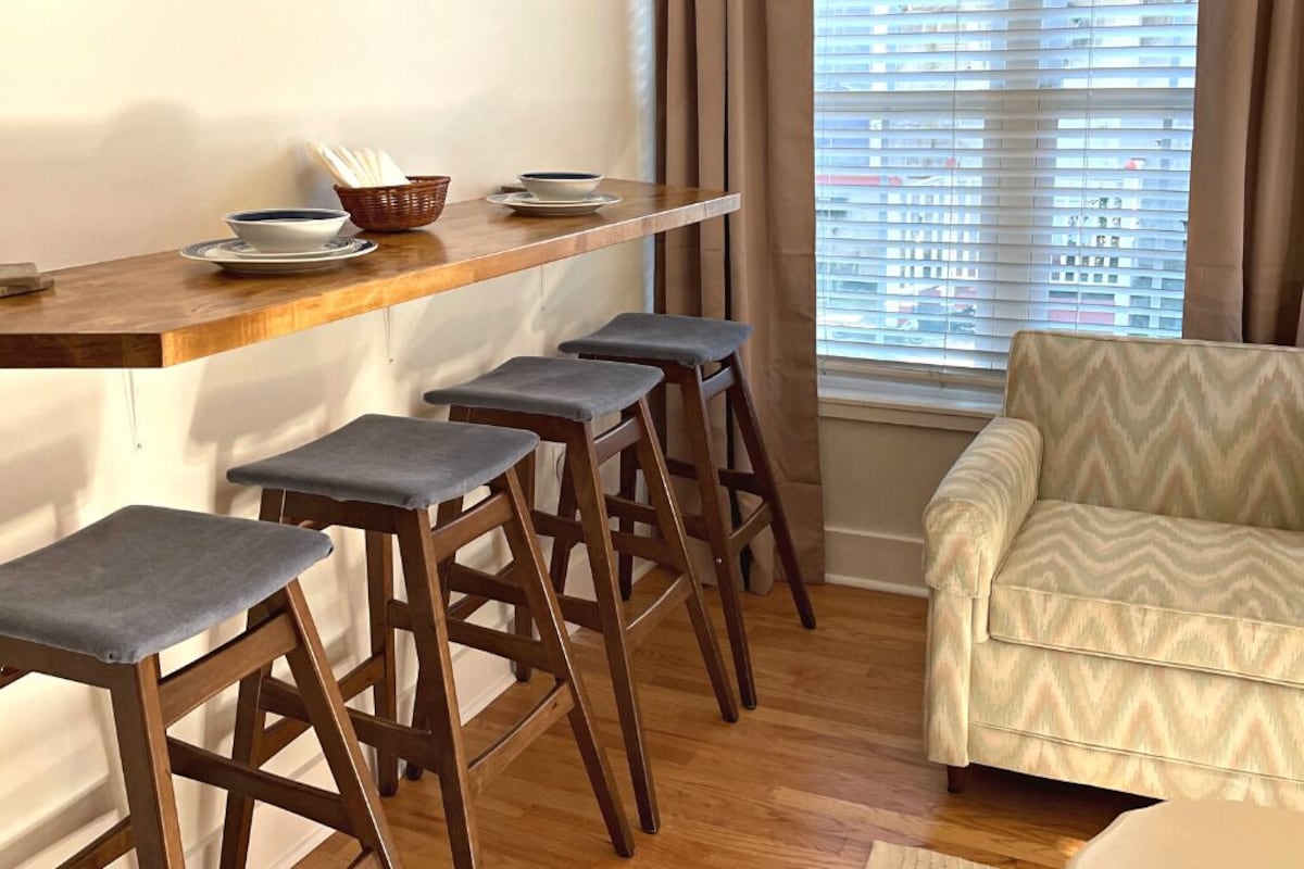 Photo 16 of Great Location! Free Parking + Pet Friendly!