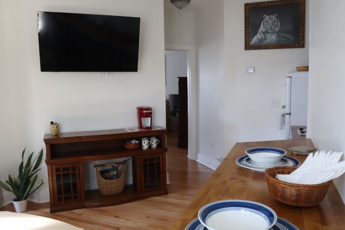 Photo 31 of Great Location! Free Parking + Pet Friendly!