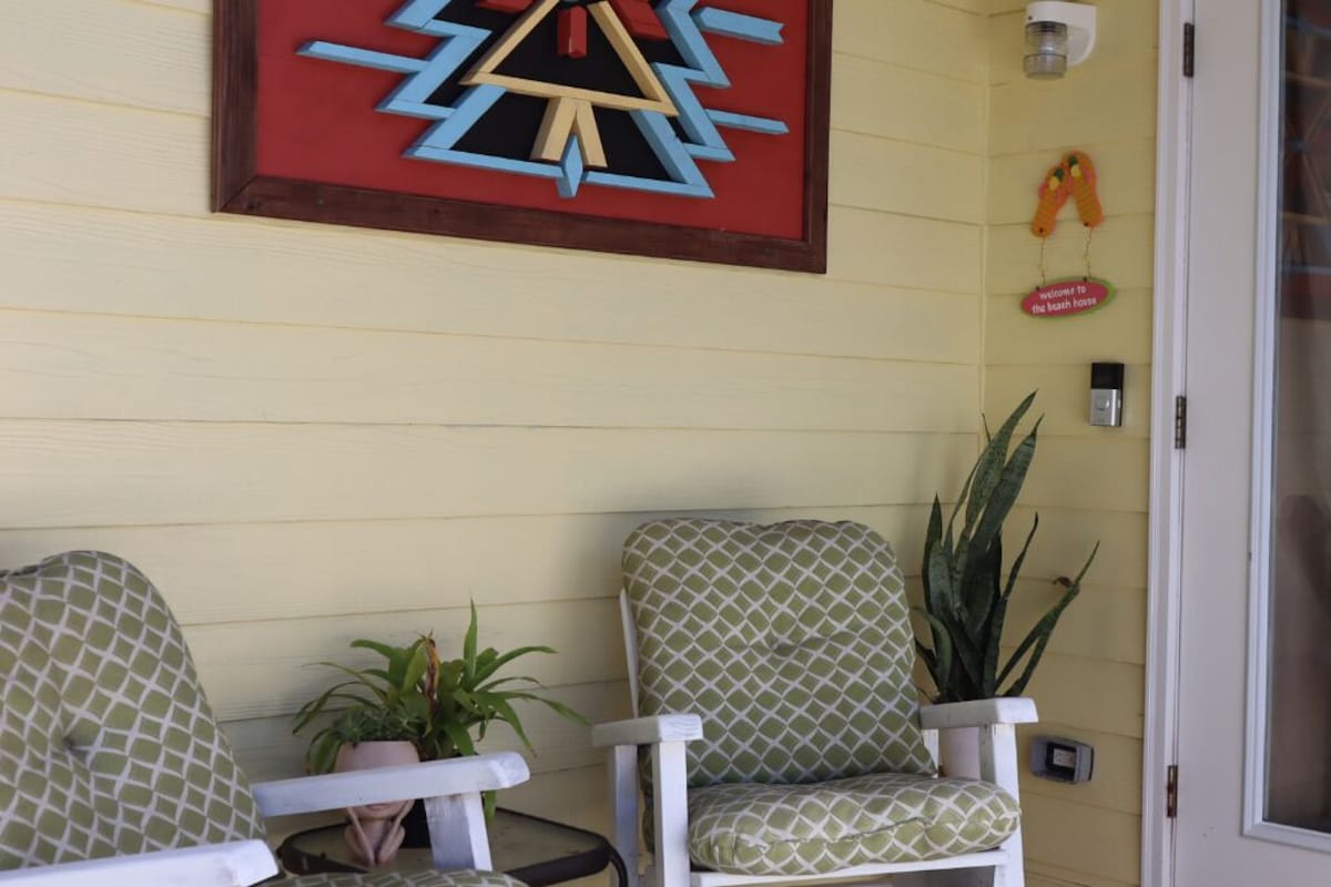 Photo 33 of Great Location! Free Parking + Pet Friendly!