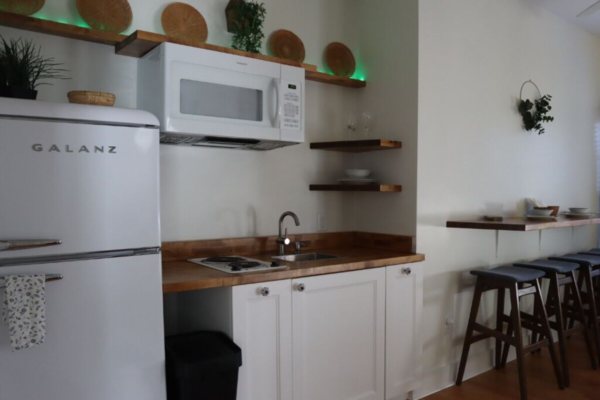 Photo 23 of Great Location! Free Parking + Pet Friendly!