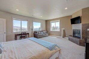 5 chambres, bureau, fer et planche à repasser, accès au Wi-Fi (inclus)