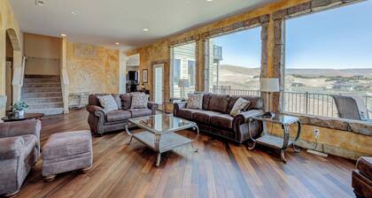 Luxury Home with Epic Views - Game Rooms, Gym, Near Leavenworth &
Lake Chelan