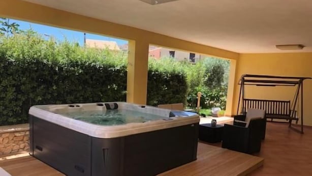 Immagine non classificata, 1 di 17, pulsante