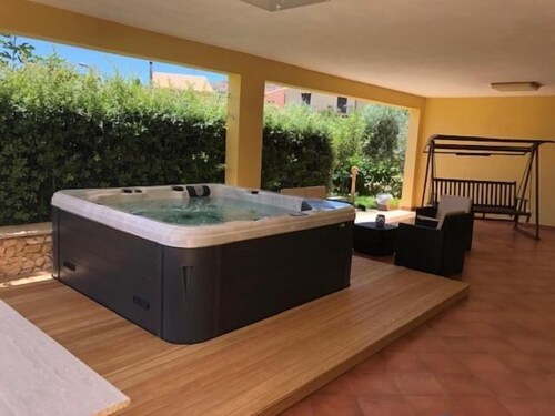 Amazing Villa Priscilla in Custonaci