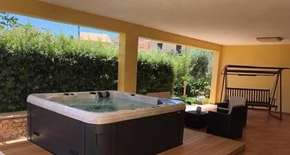 Amazing Villa Priscilla in Custonaci