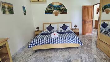 Bungalow, 2 Bedrooms, Accessible, Smoking | 2 bedrooms