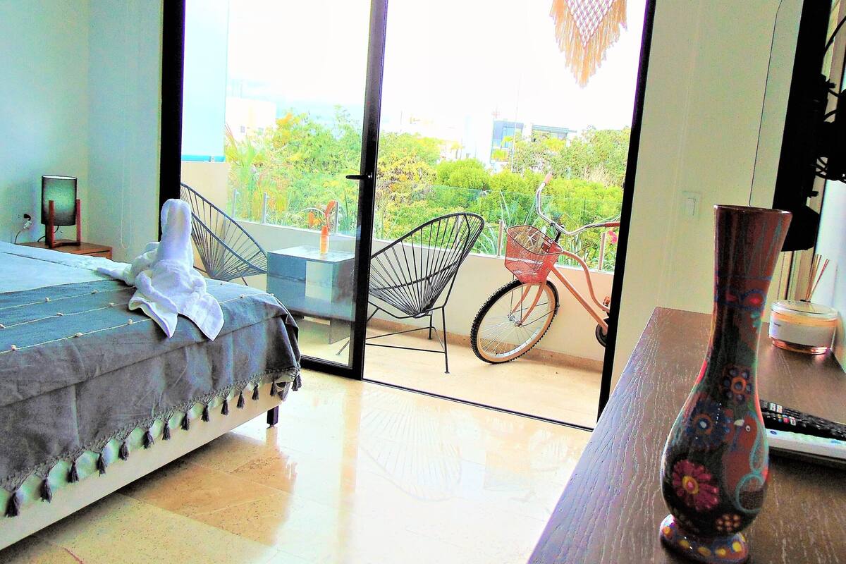 Exclusieve penthouse | Een kluis op de kamer, verduisterende gordijnen