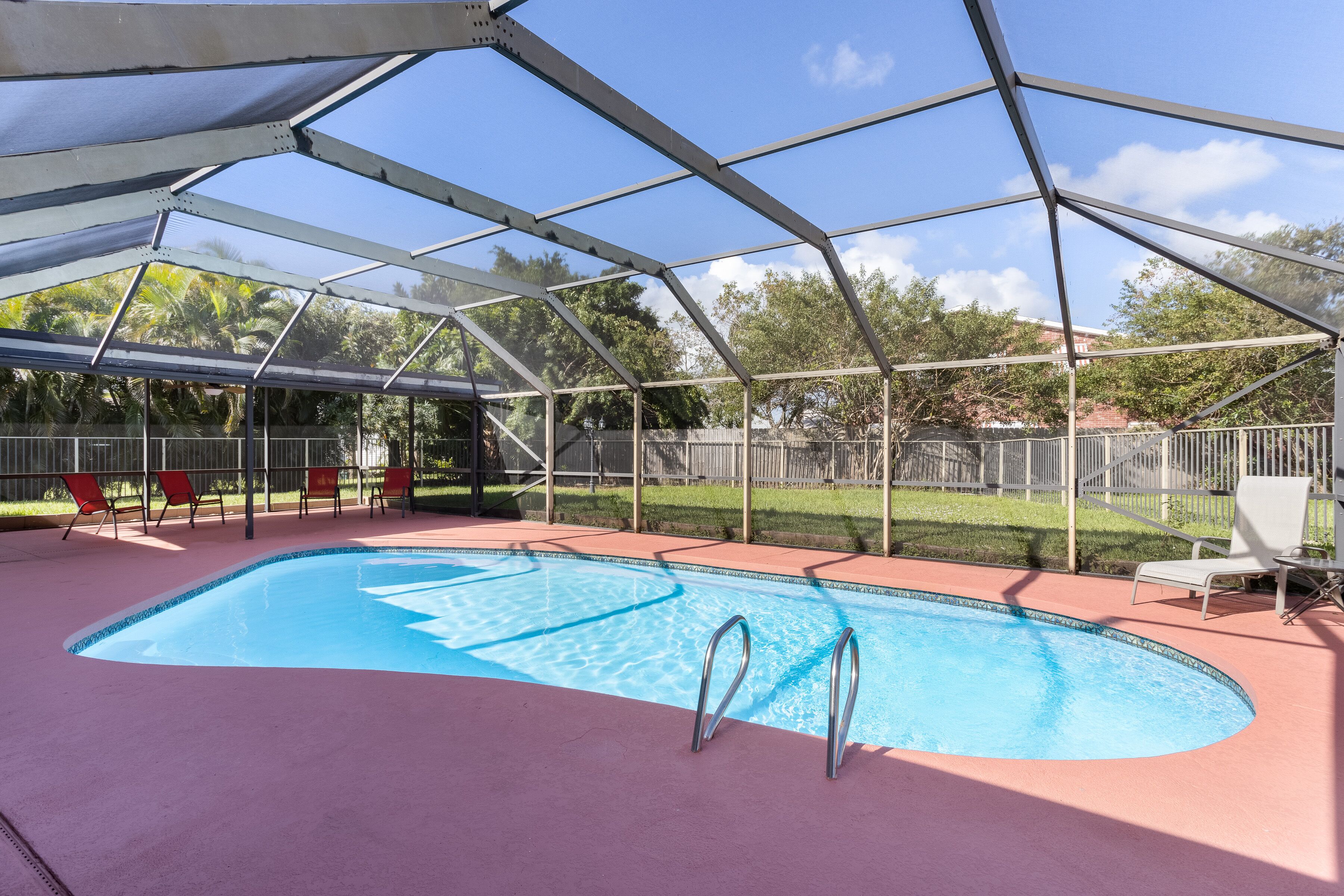 Spacious Family Vacation Home with 5 Bedrooms