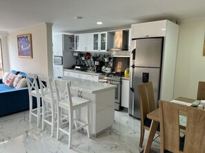 Interior - Cozi Apartment with Great View in Colina Campestre (Bogotá)