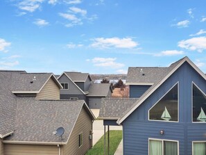 Exterior - Sunset Splash Cabin at Bridges Bay Resort (Arnolds Park)