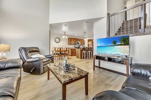 Smart TV, table tennis