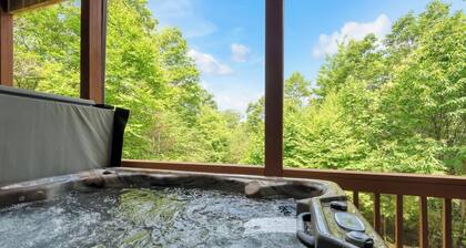Sparta Cabin + Game Room + Dog Friendly + HOT TUB